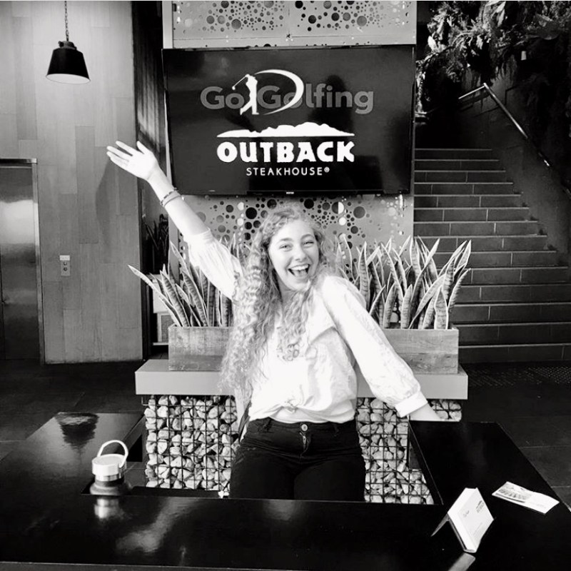 COMO ME TORNEI HOSTESS DO&nbsp;OUTBACK