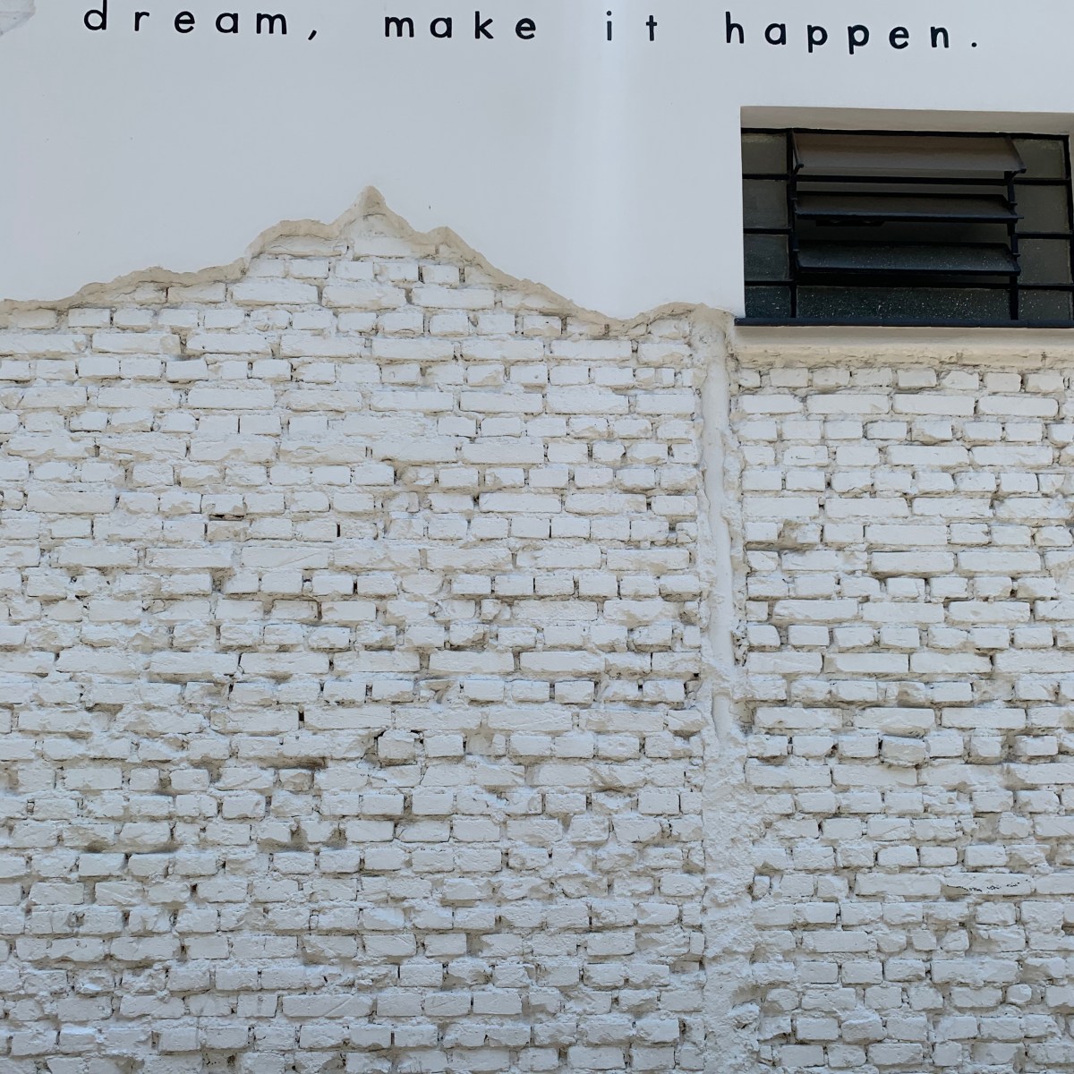 À TUDO QUE ME&nbsp;AGUARDA